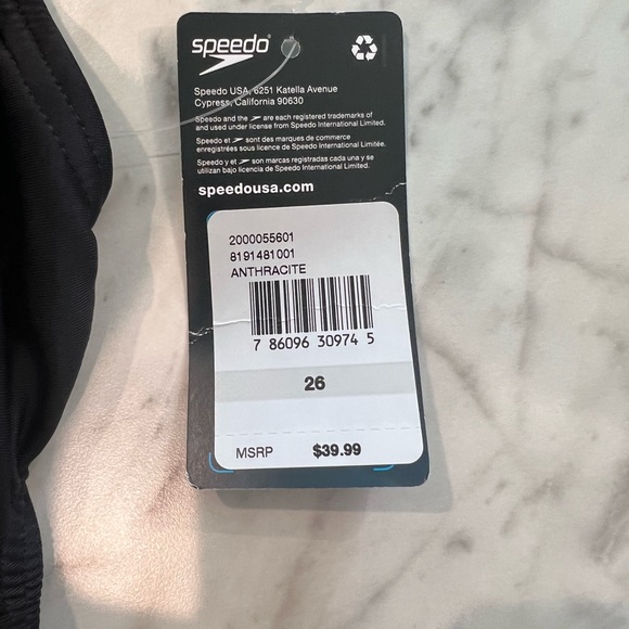 Women’s Speedo Swimsuit -26 - Picture 2 of 4